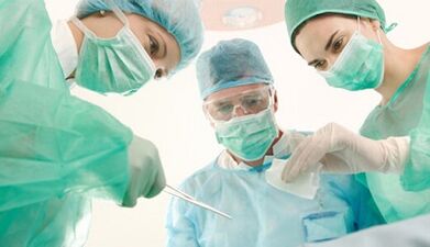tiến hành một hoạt động để tăng thành viên